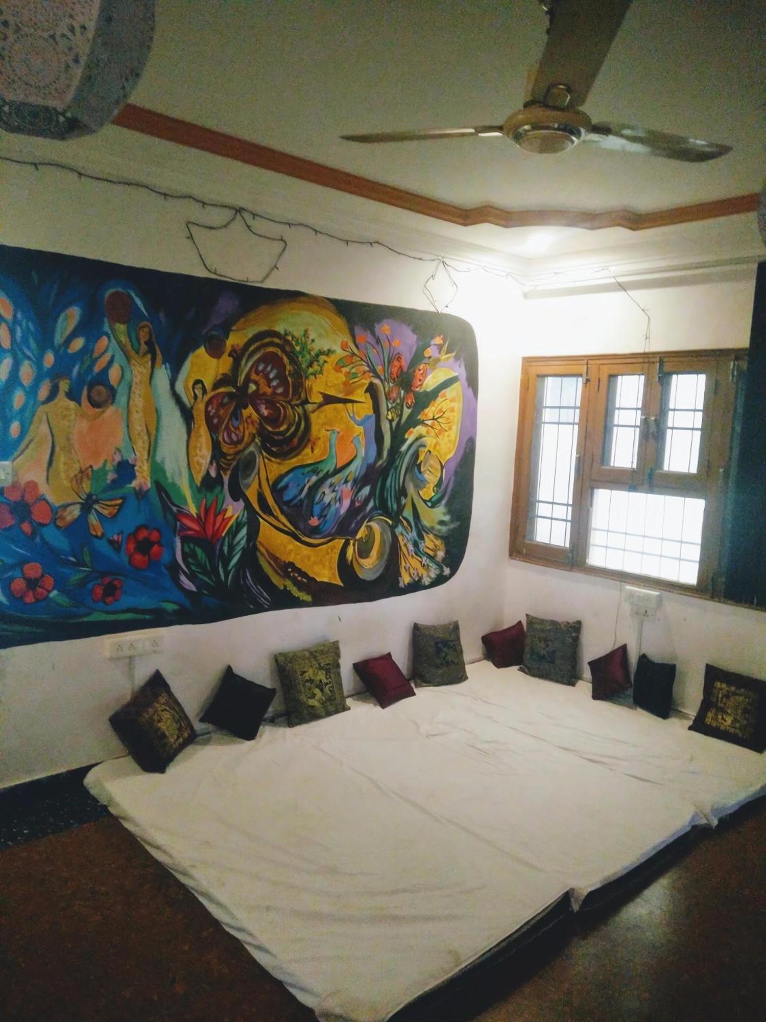 Nomadic Hostel Udaipur Exterior photo